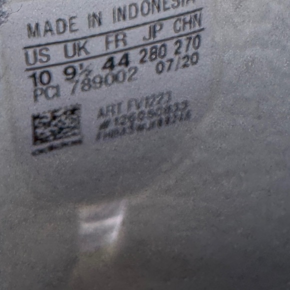 Adidas Men’s Sneakers – Size 10 – - Picture 9 of 12